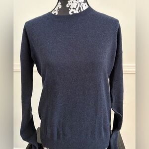 100% Cashmere Theory Men's Deep Blue Crewneck Sweater Size: S